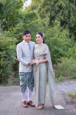 ชุดไทยเจ้าสาว ชุดไทยจักรพรรดิ์ เช่าที่แบมบี้ เวดดิ้ง ห้วยขวาง
